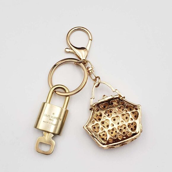 100% Auth Louis Vuitton Lock & Key with unbranded Bagcharm, Keycharm, Keychain - Picture 3 of 8